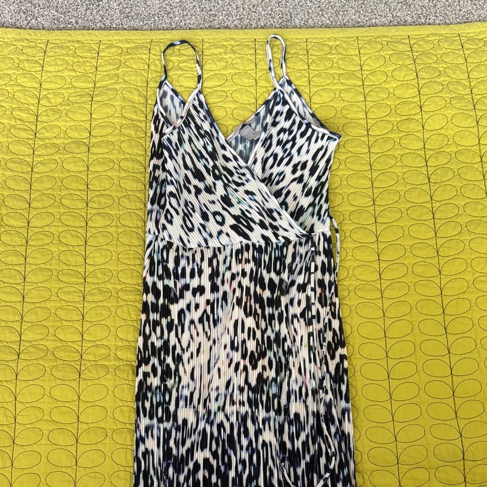 H&M Black and White Midi Dress